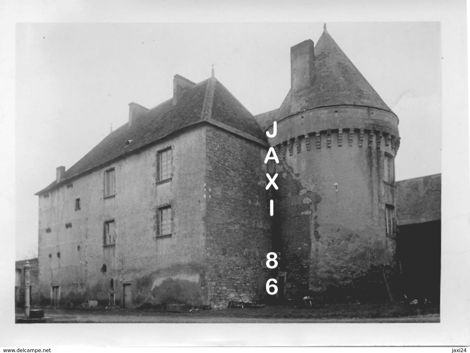 EXCEPTIONNELLE PHOTOGRAPHIE ORIGINALE DU CHÂTEAU DE JOUSSÉ Vienne (86) AVANT SA DESTRUCTION DURANT LA SECONDE GUERRE MON - Lieux