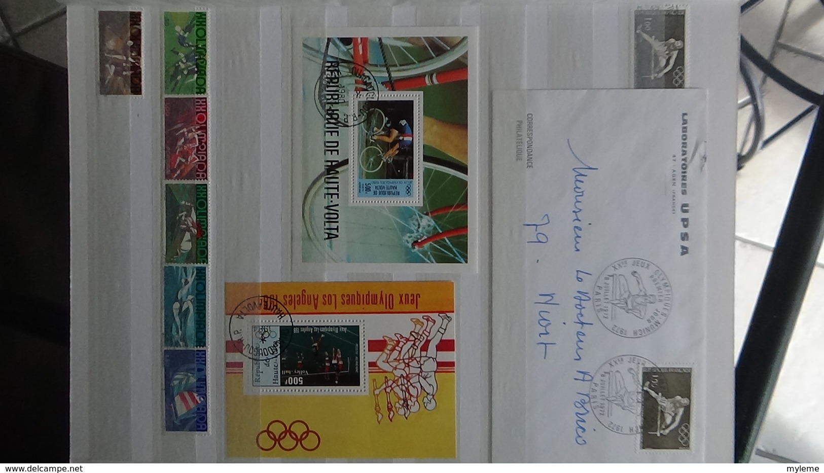 Gros album de thématiques Jeux Olympiques en timbres et blocs tous pays