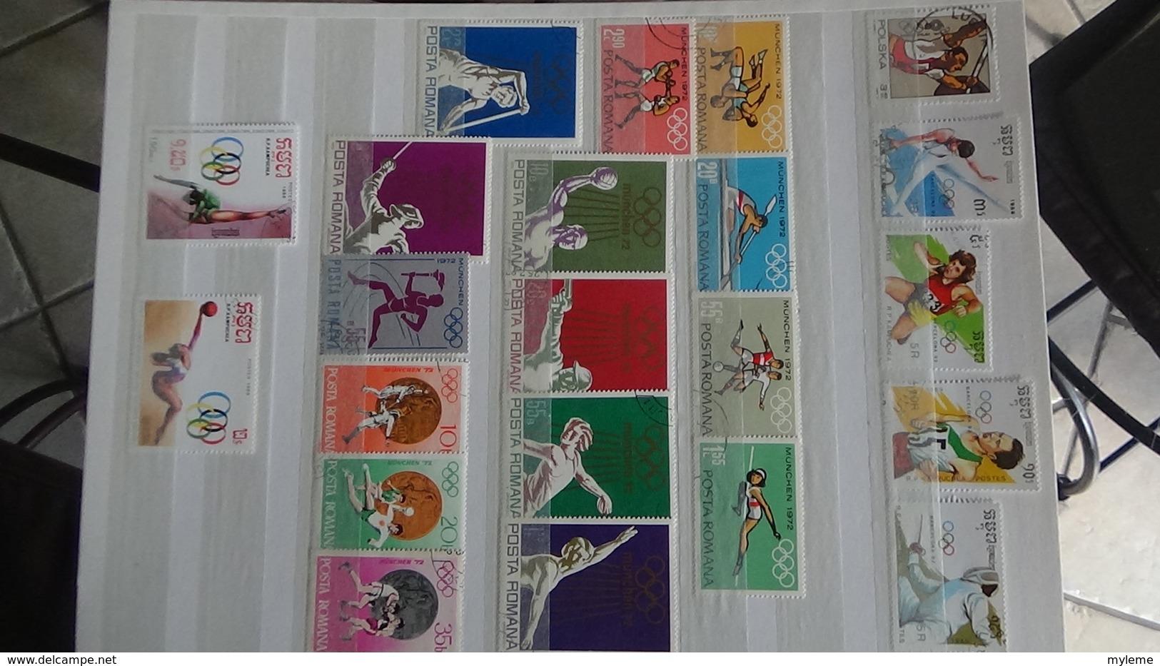 Gros album de thématiques Jeux Olympiques en timbres et blocs tous pays