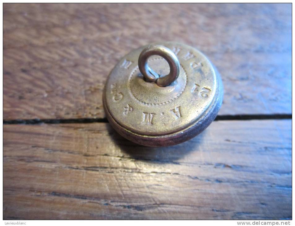 Bouton/Etablissement Scolaire/Ecole Militaire/Prytanée/début 20éme Siécle          BOUT15-bBIS - Buttons