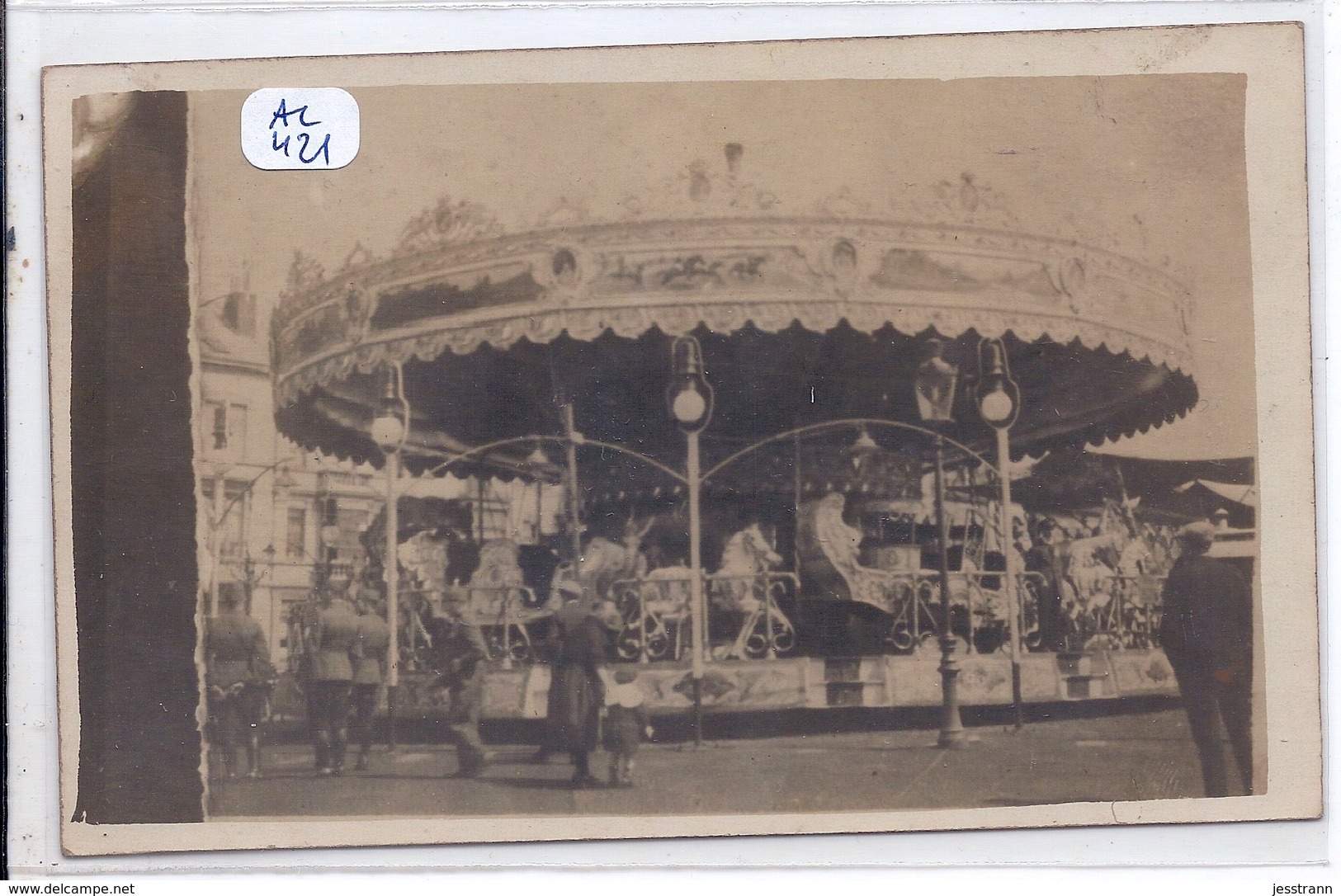 CARTE-PHOTO- BEAU MANEGE -CHEVAUX ET TRAINEAUX - A Identifier