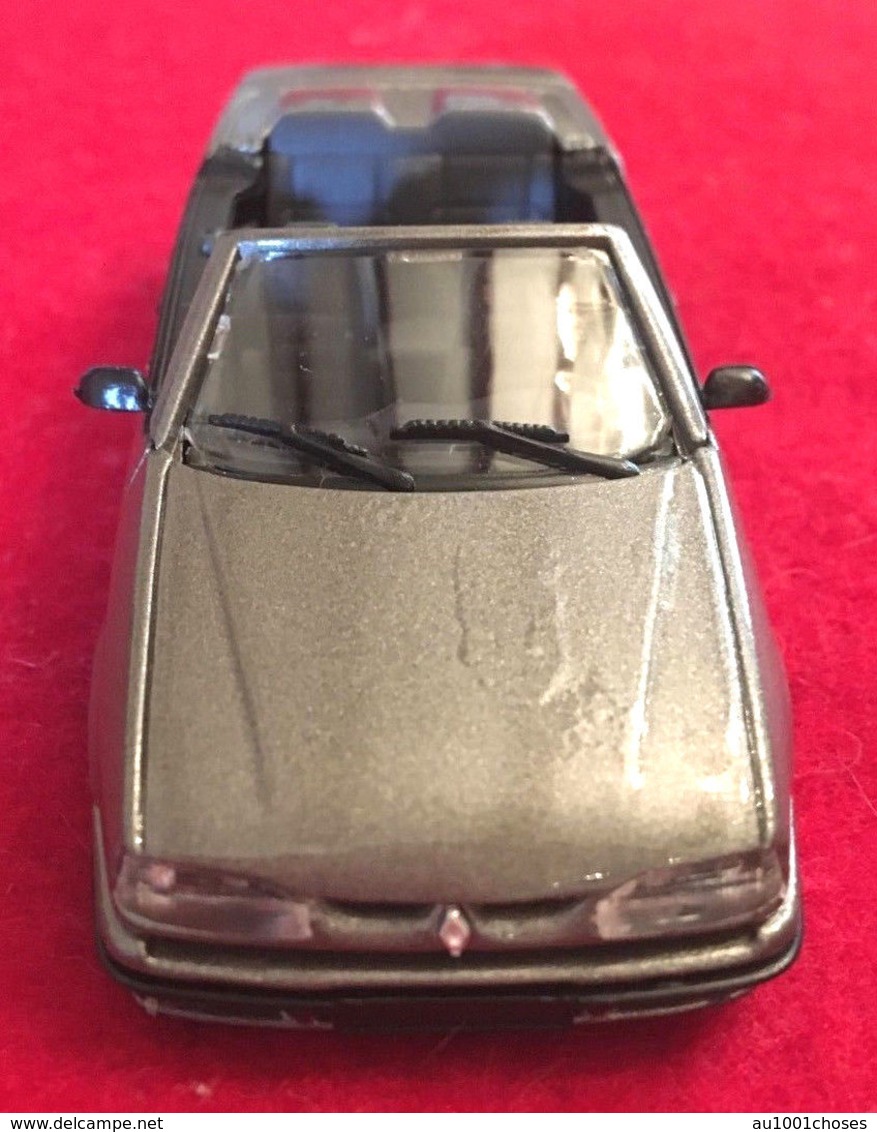 Voiture Miniature  Renault 19 Cabriolet Echelle : 1/43ème Solido - Solido