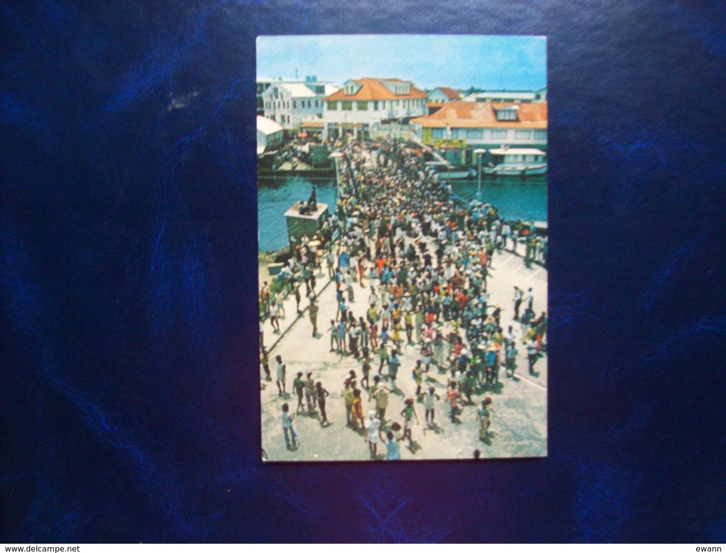 Belize - Carte Postale "National Day Parade In Belize City September 10th" - Belize