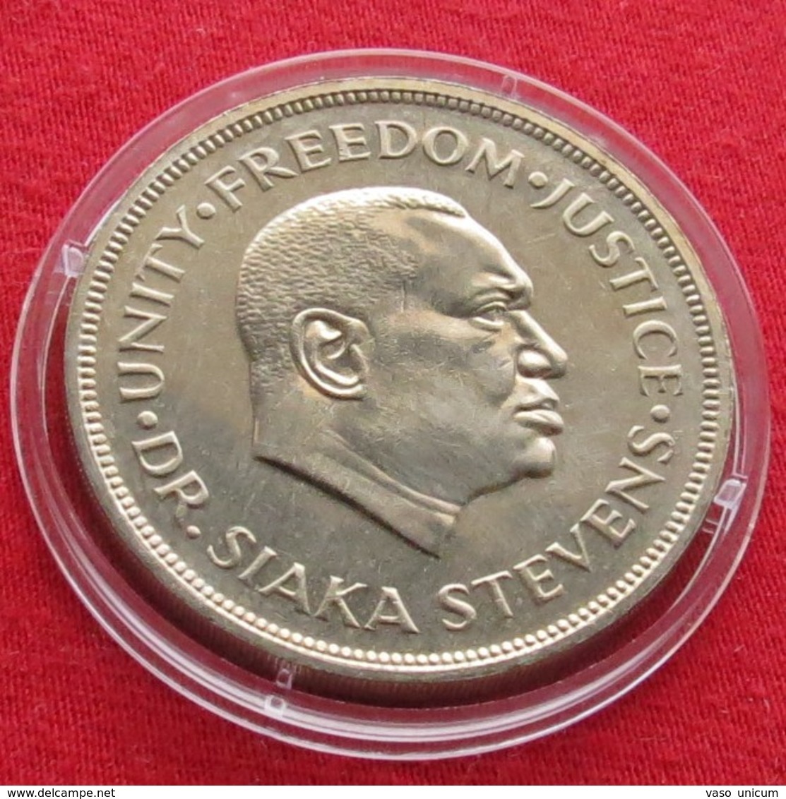 Sierra Leone 1 L 1974 Bank 10 Years - Sierra Leone