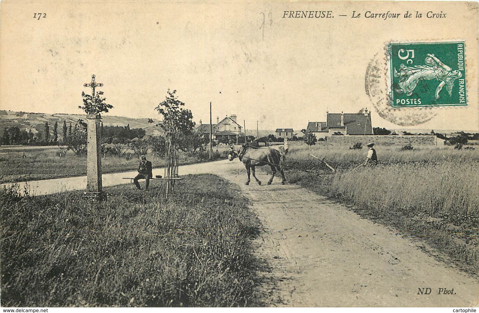 78 - FRENEUSE - Le Carrefour De La Croix - Freneuse