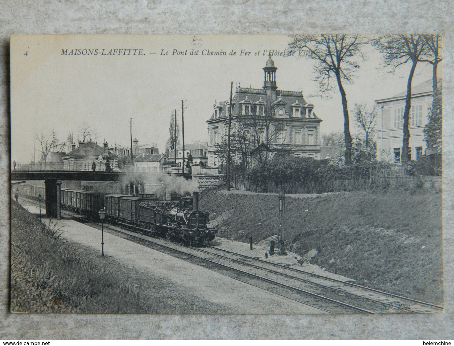 MAISON LAFFITTE  LE PONT DE CHEMIN DE FER ET L'HOTEL DE VILLE - Maisons-Laffitte