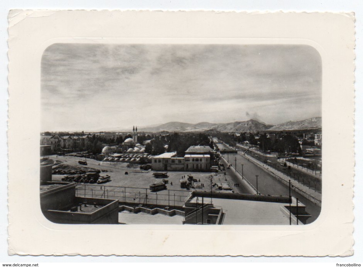 SYRIA/SYRIE - DAMASCUS/DAMAS VUE AVEC LA RIVIERE DE BARADA / OLD AUTOBUS (A.CHAHINIAN) - Siria