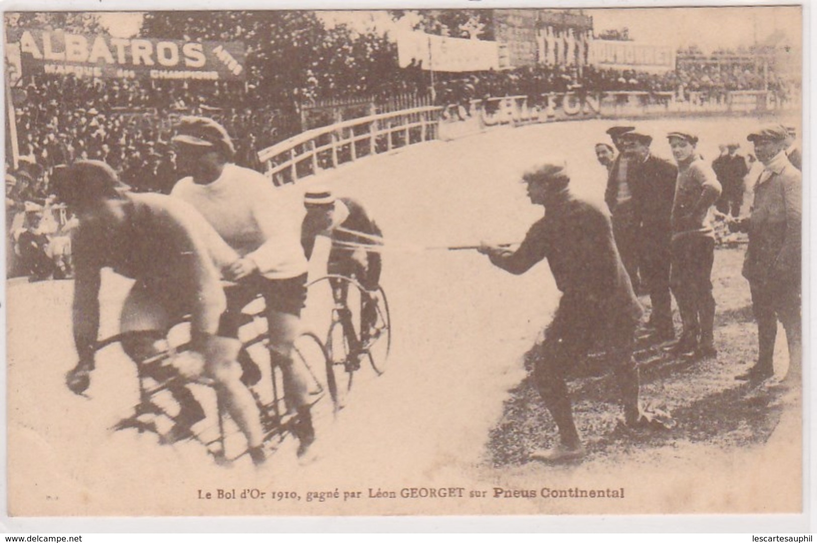 Course De Velo Le Bol D Or 1910 Cyclisme Tandem Pub Albatros Dubonnet Tres Animée Public Arrose Courreur Avec Pompe - Cyclisme