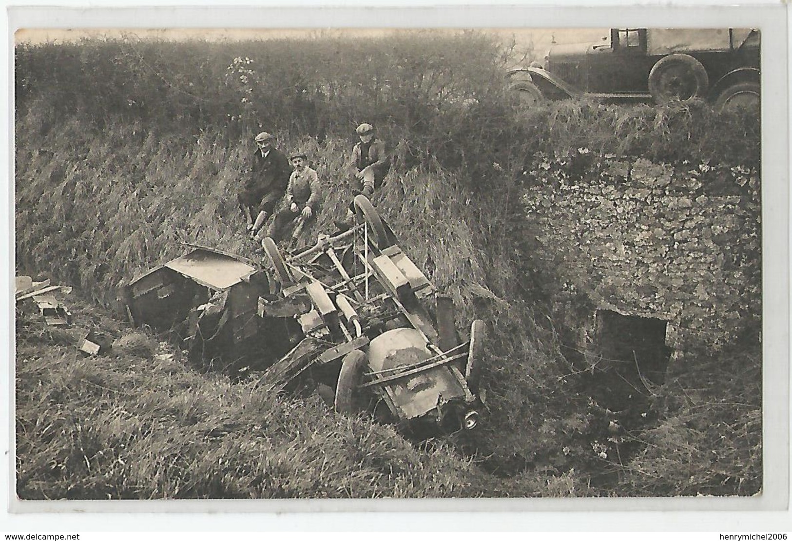 28 - Entre Route De Souancé Et De Beaumont Accident Auto Nuit Du 7/02/1931 évenement Rescapé Nommé Valise Non Trouvé... - Autres & Non Classés