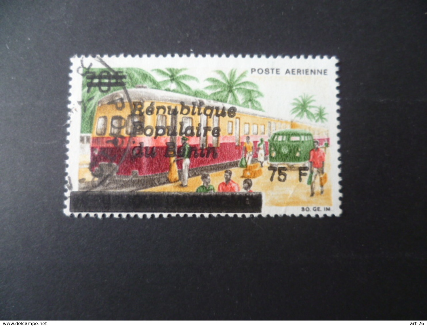 BENIN  POSTE AERIENNE N° 356   TRAIN   COMBI VW - Bénin – Dahomey (1960-...)