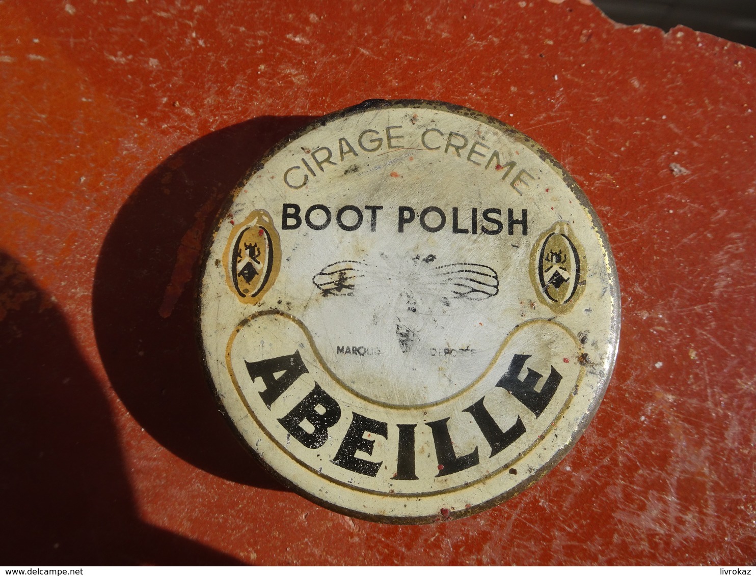 Publicité Boîte Ancienne En Métal Cirage Crème Boot Polish ABEILLE, Chaussures, Attention Je Ne Vends Que Couvercle !!! - Boîtes