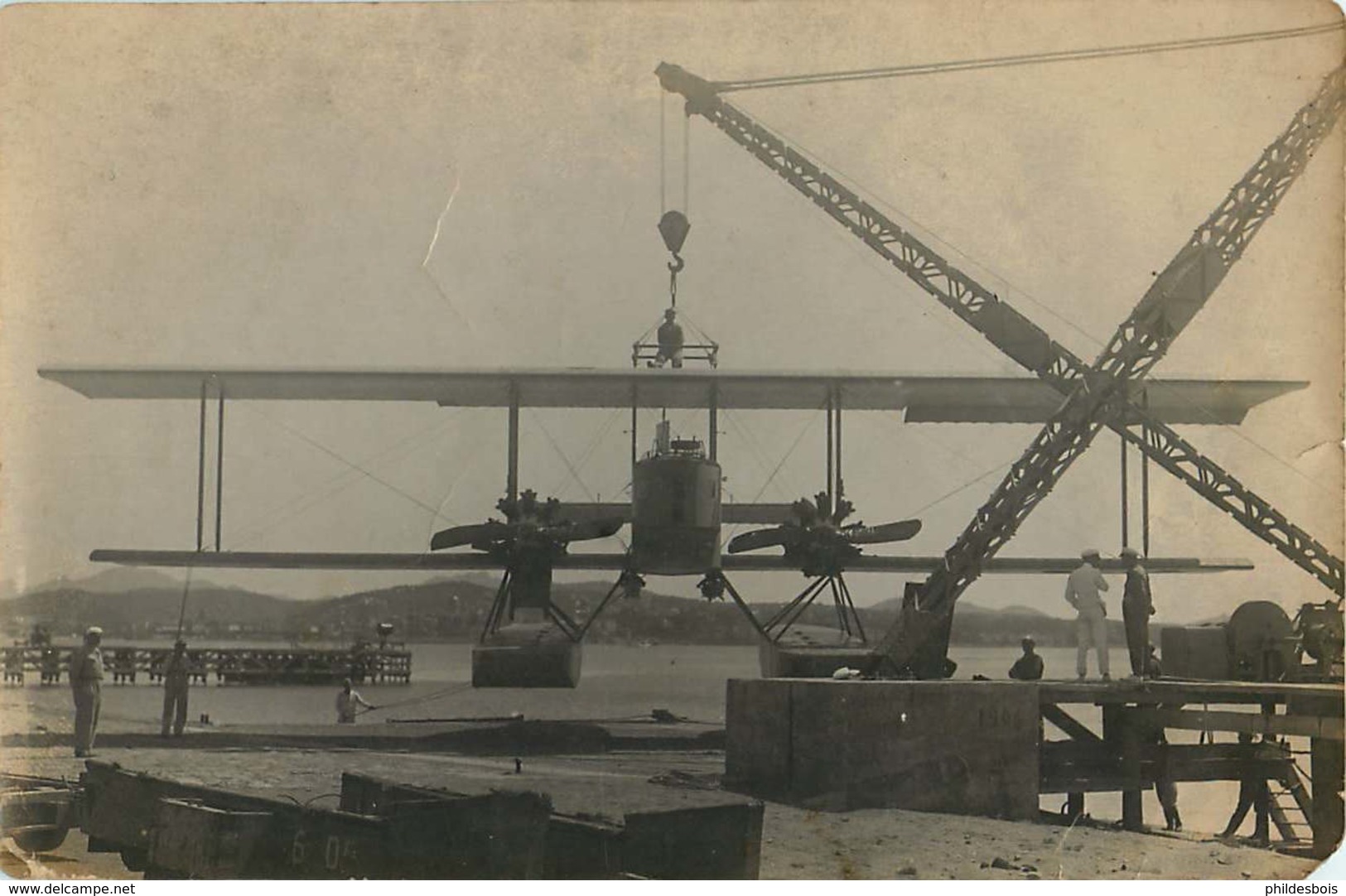 PHOTOS ( Lot De 2 ) HYDRAVION MILITAIRE Construit A L'usine F.B.A Situé A ARGENTEUIL Par LOUIS SCHRECK - Aviation