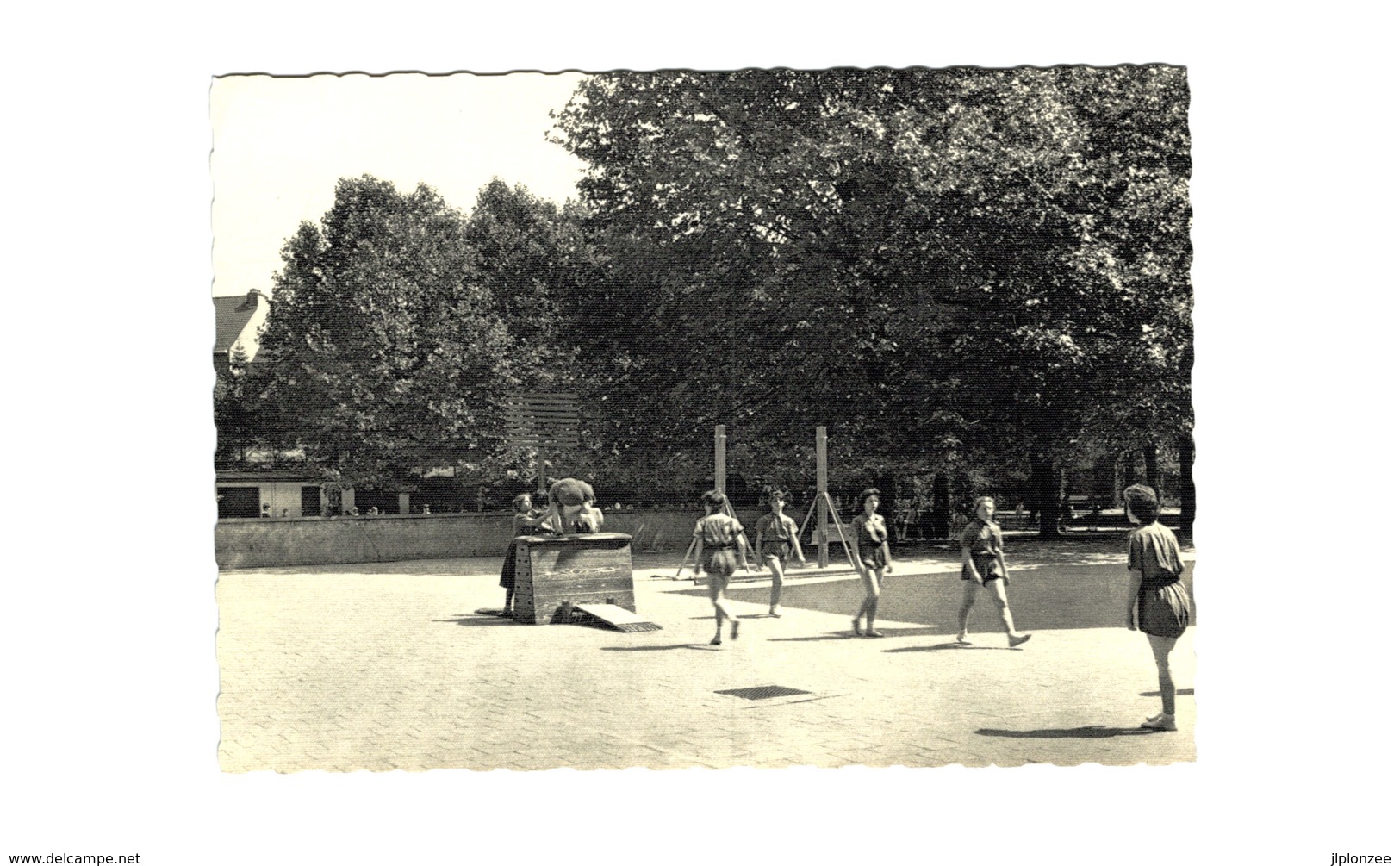 AUDERGHEM   Institut N.D. Du Bon Conseil  Leçon De Gymnastique. - Auderghem - Oudergem