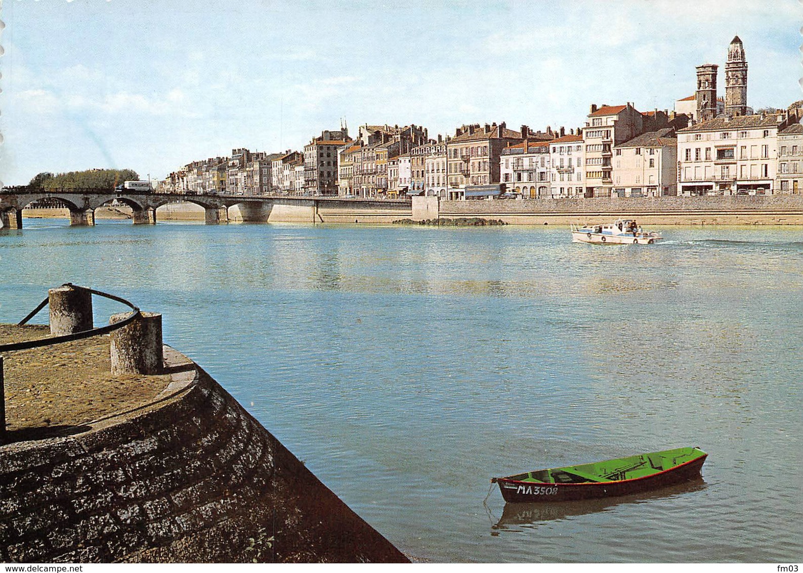 Mâcon Et Saint Laurent Plaisance Péniche Péniches Cim 200 - Macon