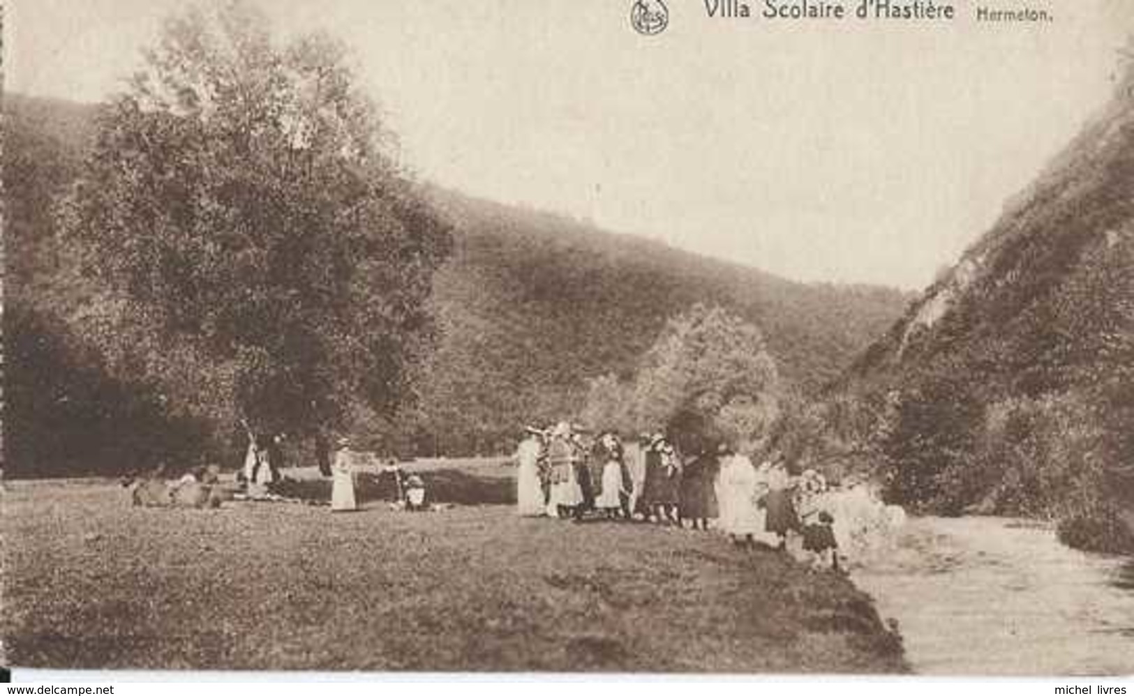 Hastière - Villa Scolaire - Hermeton - Circulé En 1929 - Animée - Association De Marçunvins De Bruxelles - TBE - Hastière