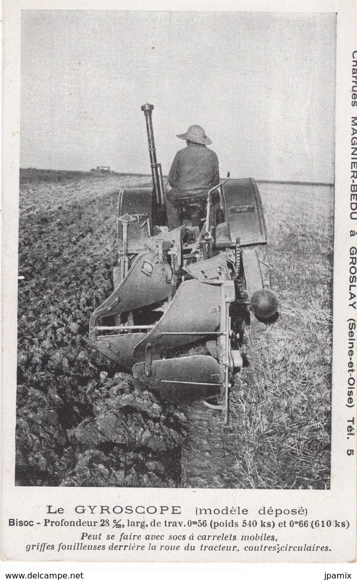 CPA , Agriculture , Tracteur , Le Gyroscope ( Charrues Magnier-Bédu à Groslay ) - Tracteurs