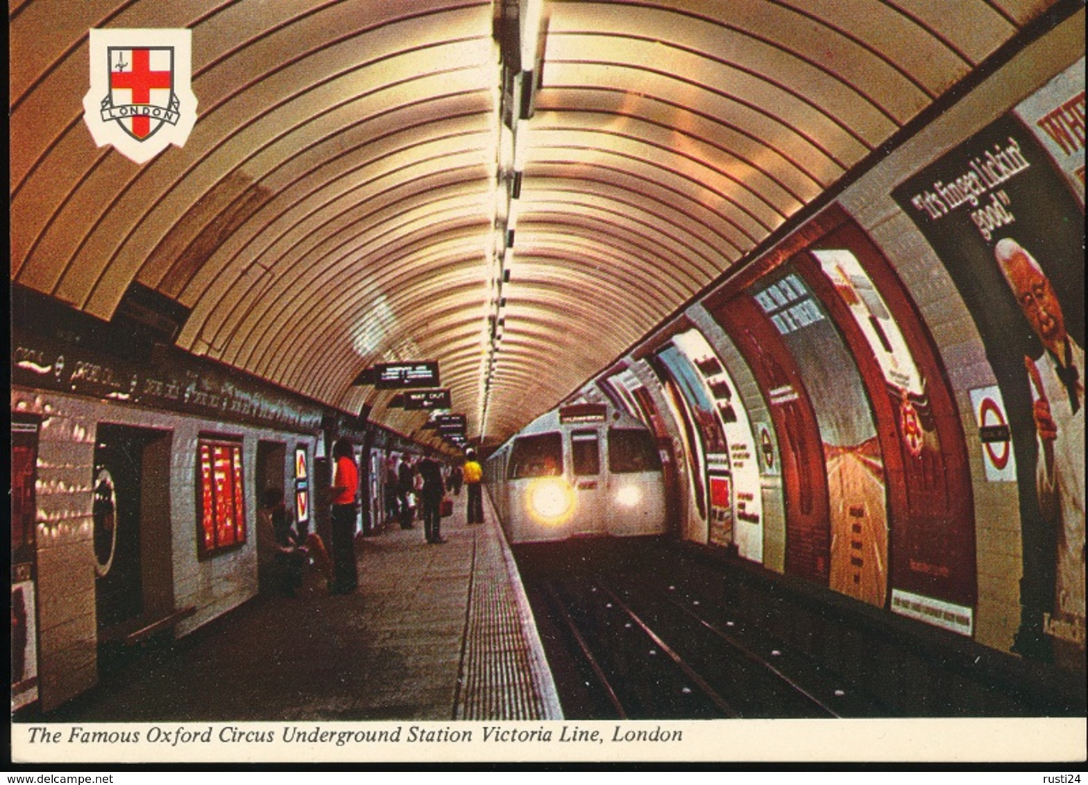 The Famous Oxford Circus Underground Station Victoria Line, London - Metropolitana
