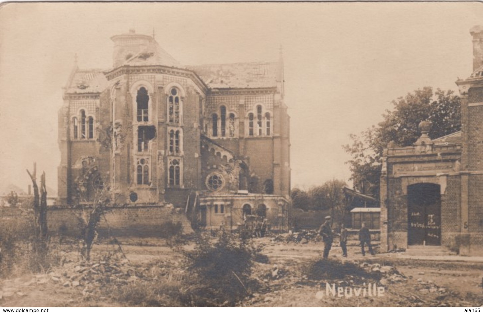 Neuville France, WWI Damage, Soldiers In Front Of Large Damaged Building, C1910s Vintage Real Photo Postcard - War 1914-18