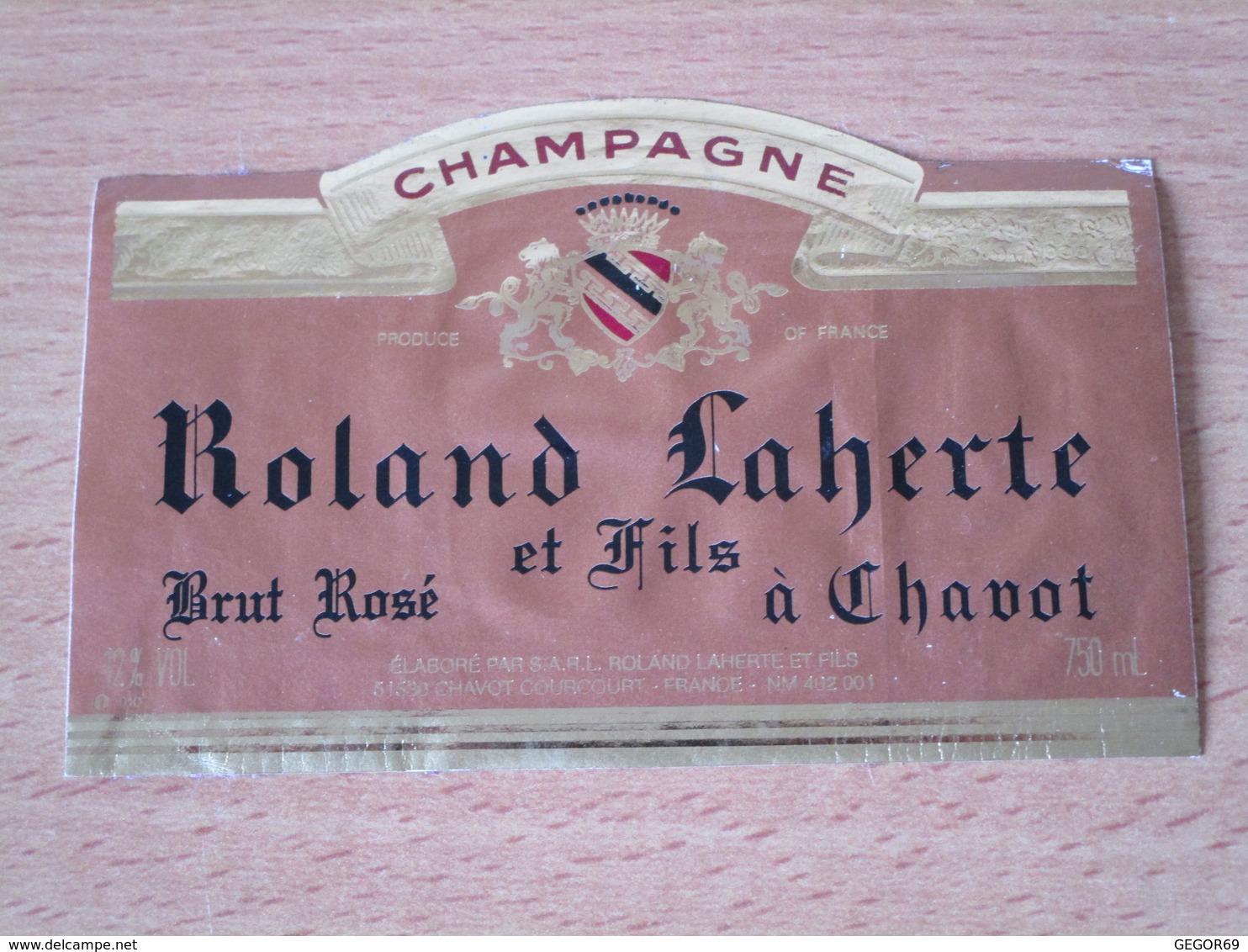 ETIQUETTE DE CHAMPAGNE ROLAND LAHERTE ET FILS A CHAVOT - Champagne