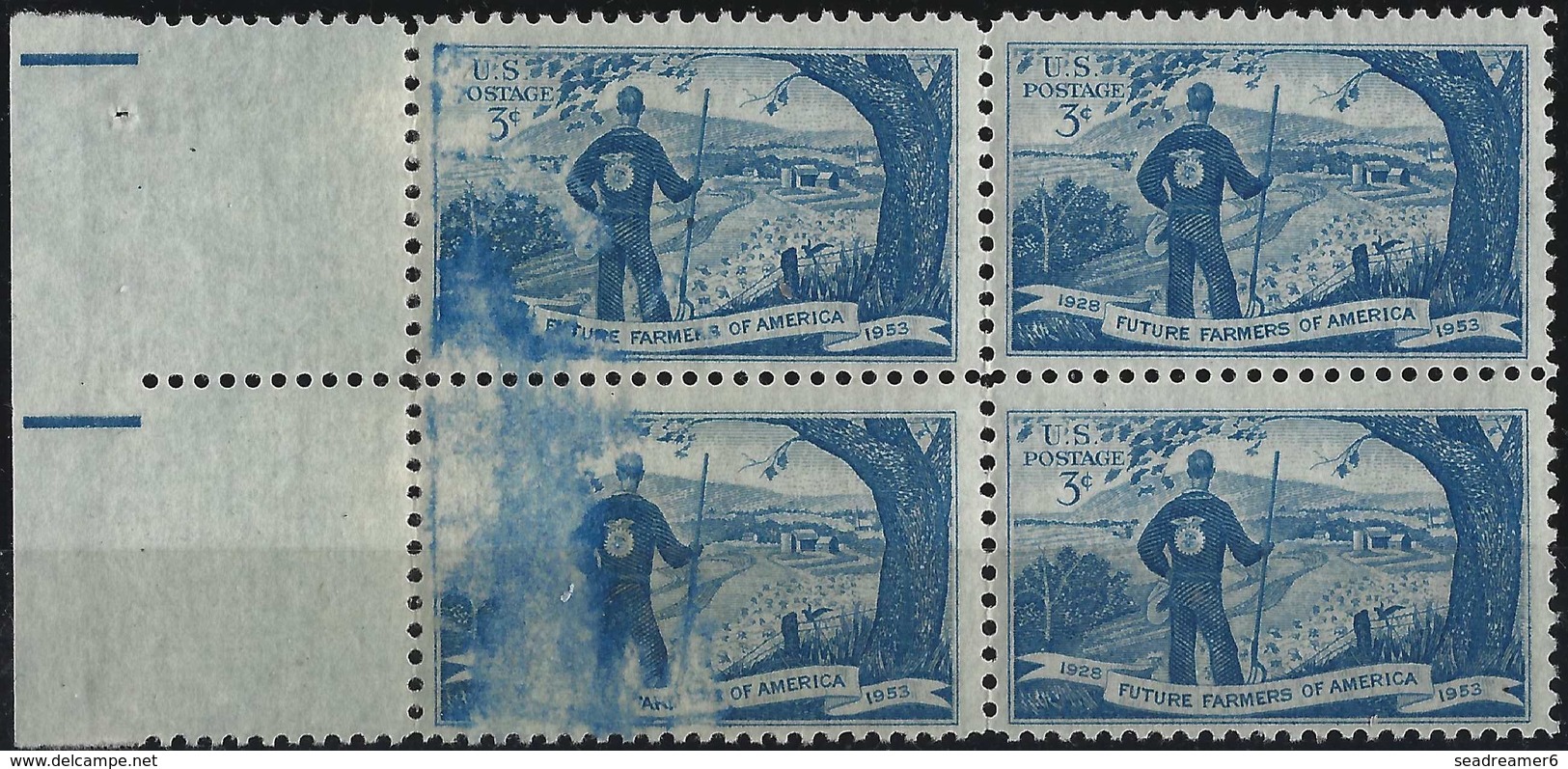 Etats Unis N°575** Bloc De 4 3c Bleu "future Farmers Of America" Impression Detuite à Normal Sur 2 Timbres Signé Calves - Plaatfouten En Curiosa