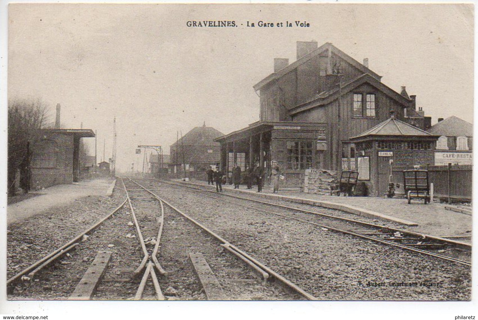 Gravelines : La Gare (vue Intérieure) Et La Voie - Gravelines