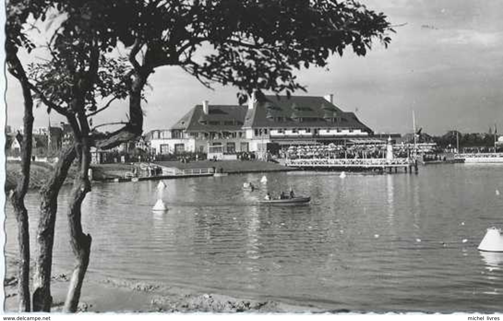 Knokke - Albert Plage - La Réserve - Circulé En 1958 - Animée - TBE - Knokke