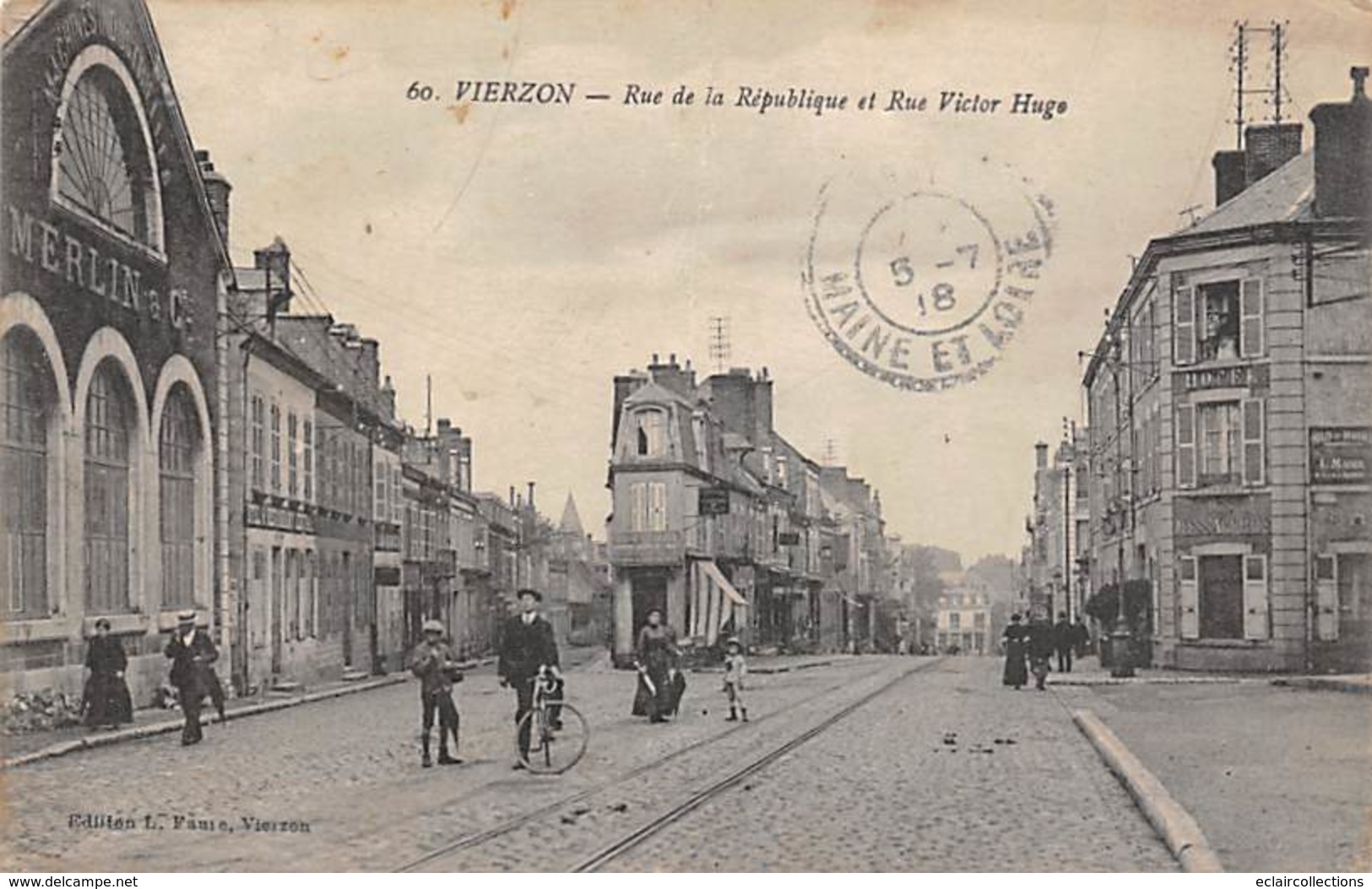 Vierzon    18       Lot de 18 cartes . Rues,Marché,Lavoirs.   (voir scan)