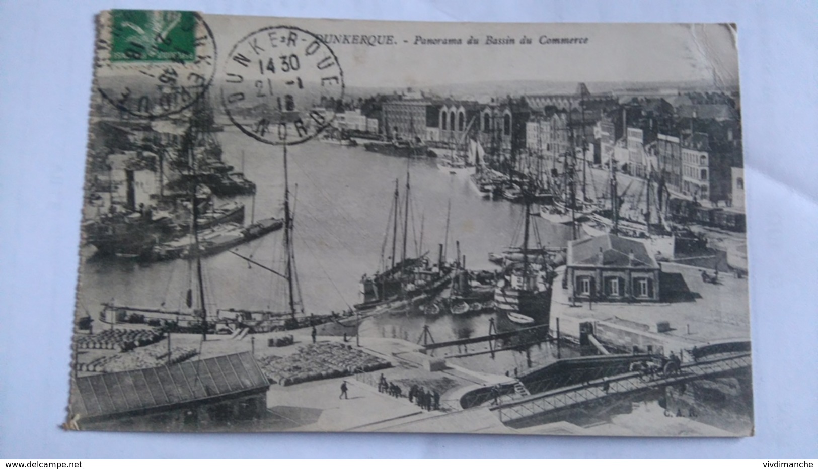 59 - DUNKERQUE - PANORAMA DU BASSIN DU COMMERCE - CPA ECRITE ANNEES 10 ANIMEE - BON ETAT - Dunkerque