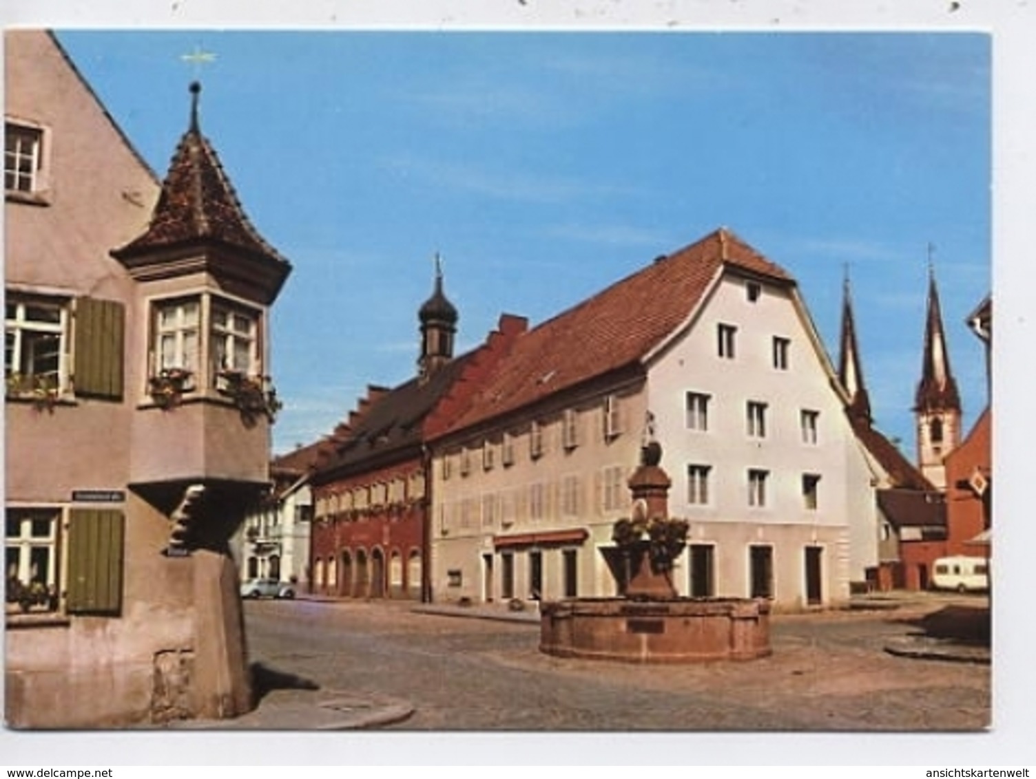 Kenzingen I.Br. Straße Mit Brunnen Ngl #46.170 - Andere & Zonder Classificatie