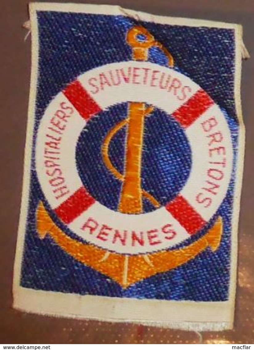 Ecusson Sauveteurs Hospitaliers Bretons Rennes - Blazoenen (textiel)