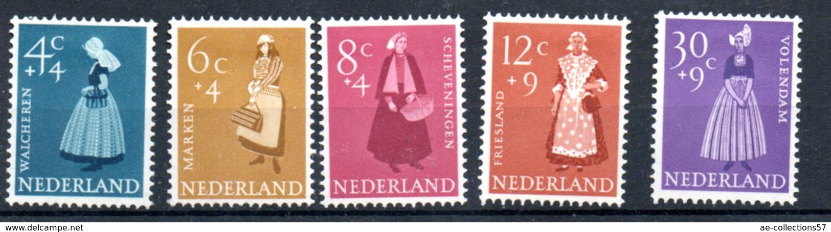 Pays Bas  / Série  N 685 à 689 / NEUFS Avec Charnière - Unused Stamps