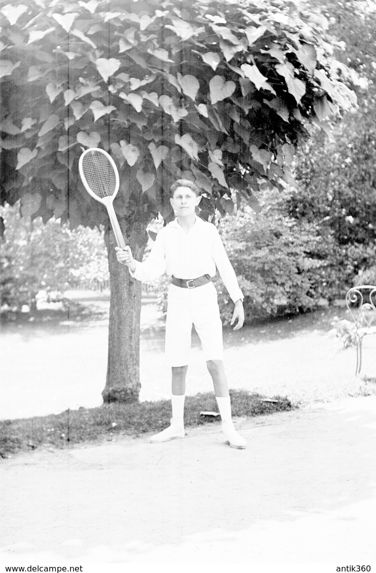 Photo Ancienne Amateur Circa 1910 Négatif Sur Verre Joueur Et Joueuse De Tennis - Other & Unclassified