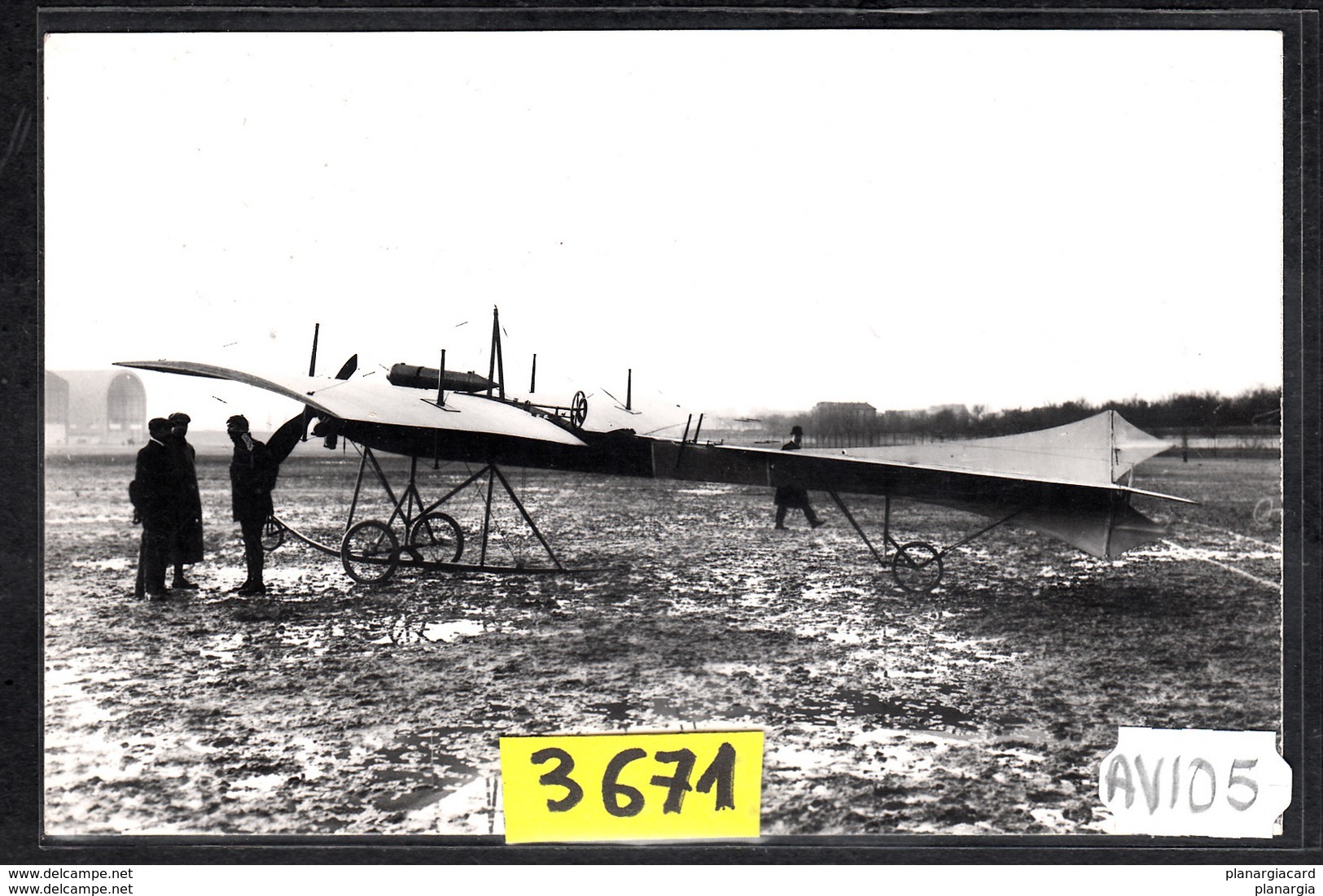 1564 AV105 AK PC CARTE PHOTO LE MONOPLAN ROSSEL PEUGEOT PILOTE PAR GOUX A ISSY 1910 PHOT. S.A.F.A.R.A. NC TTB - ....-1914: Precursori