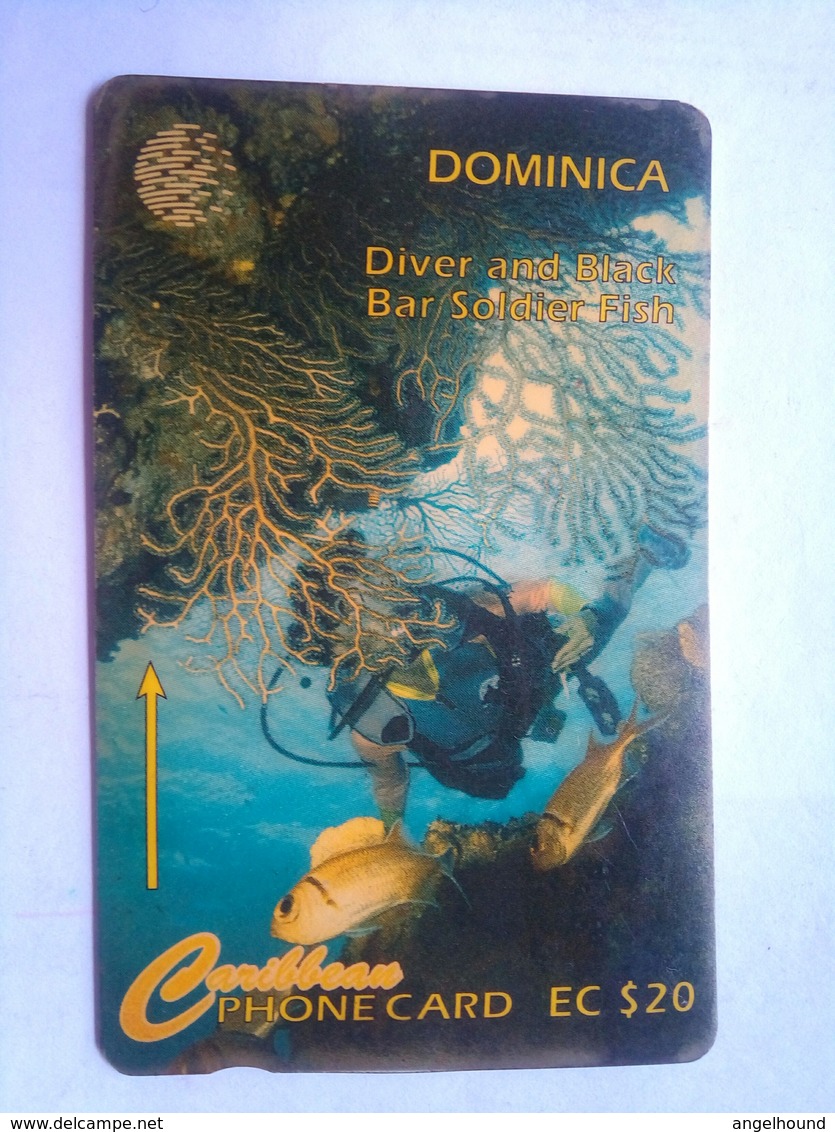 7CDME Diver And Black Bar Soldier Dish EC$20 - Dominique