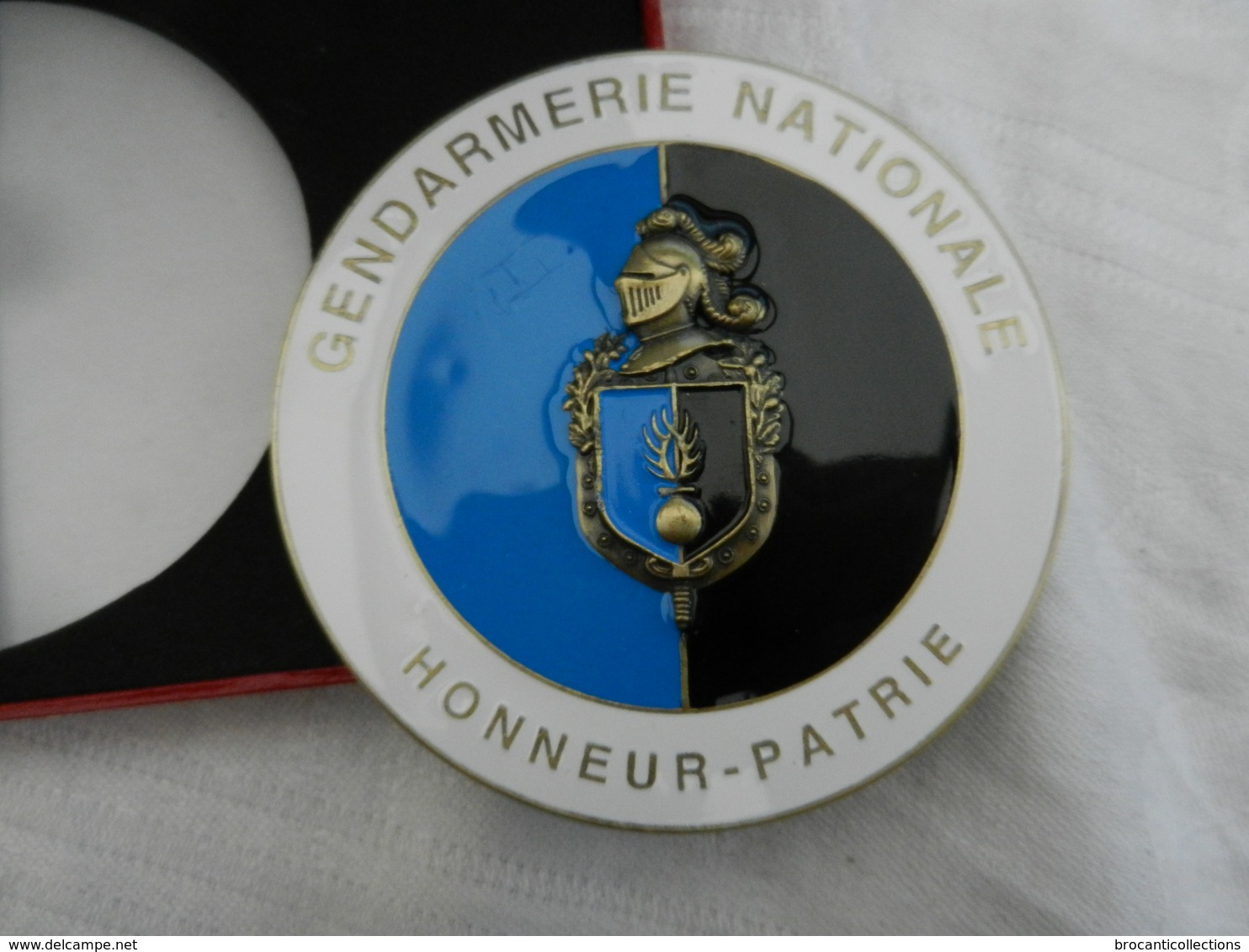 Médaille De Table Plaque De Gendarmerie Dans Sa Boîte - Police & Gendarmerie