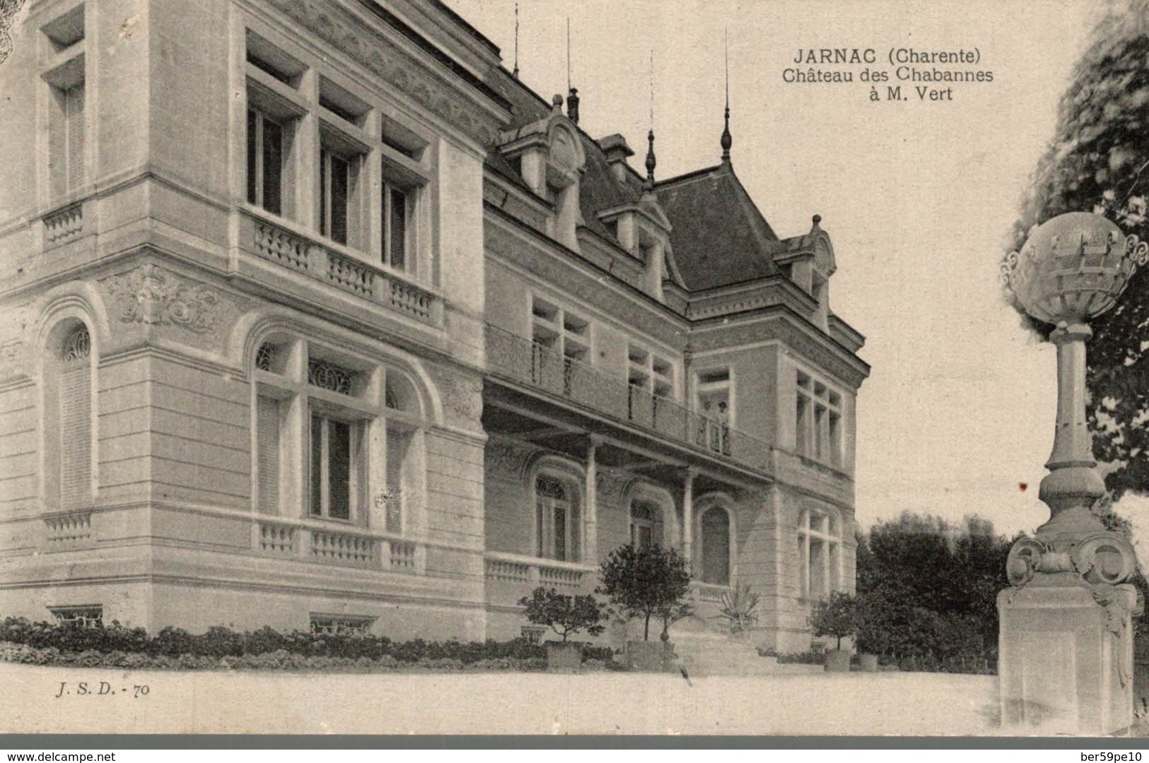 16 JARNAC CHATEAU DES CHABANNES A M. VERT - Jarnac