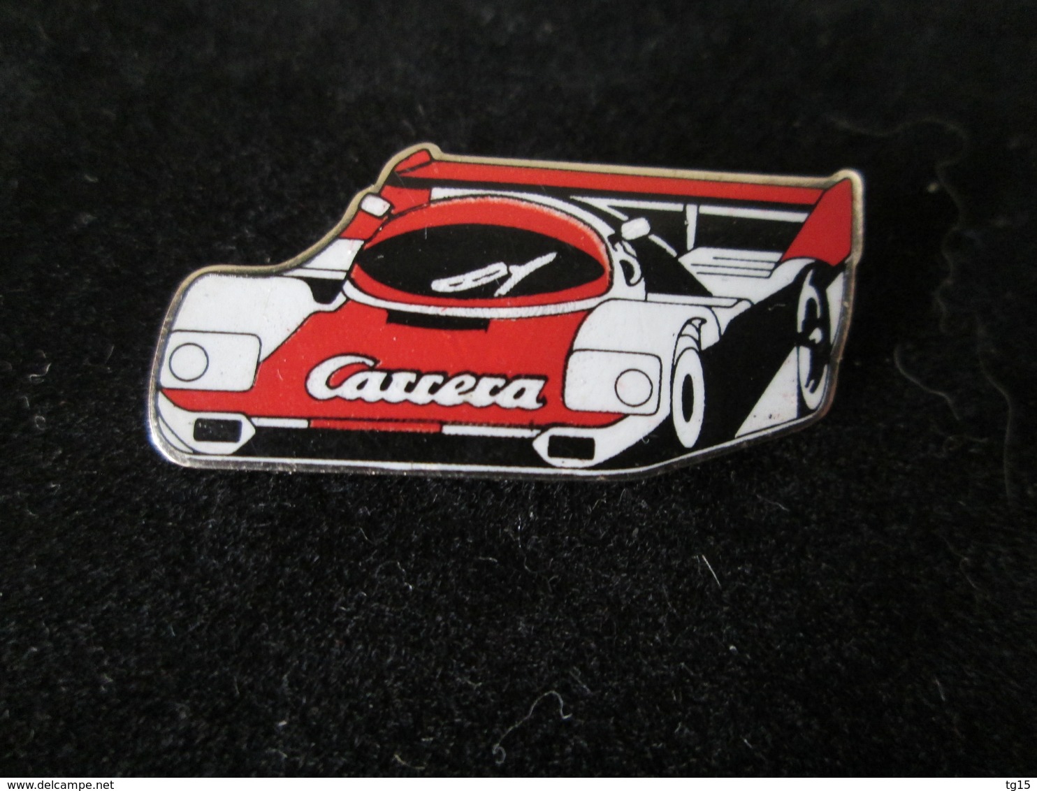 PIN'S    PORSCHE  Carrera - Porsche