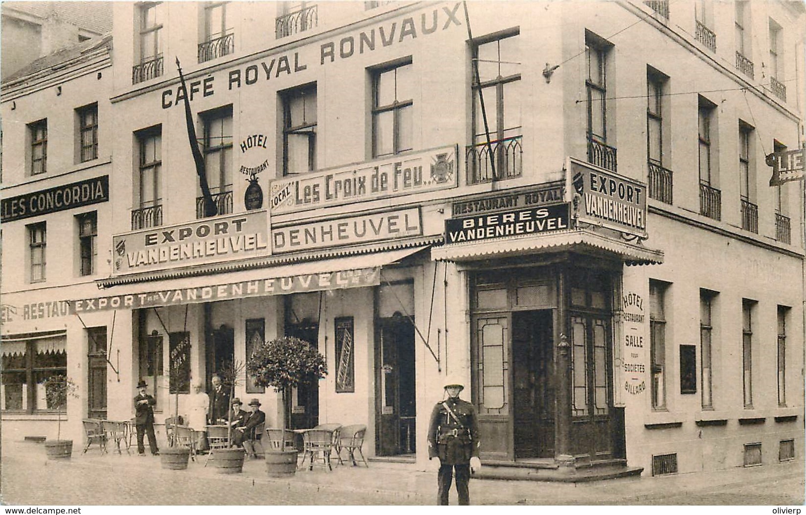 Namur -Hôtel Café-Royal - 2 Place Du Théâtre - Namur