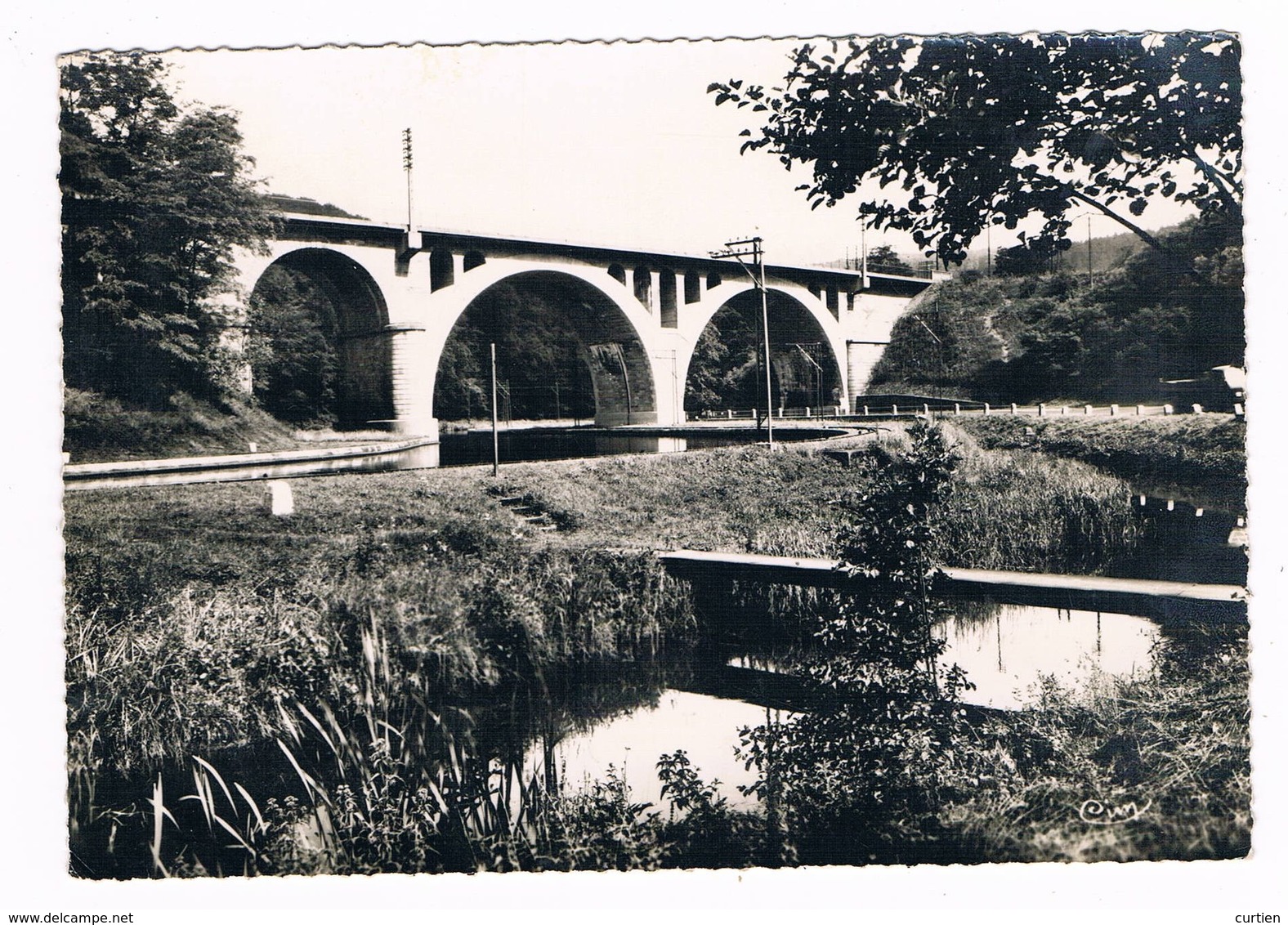 LUTZELBOURG  57  Le Pont Sur Le Canal Et La Zorn . - Autres & Non Classés