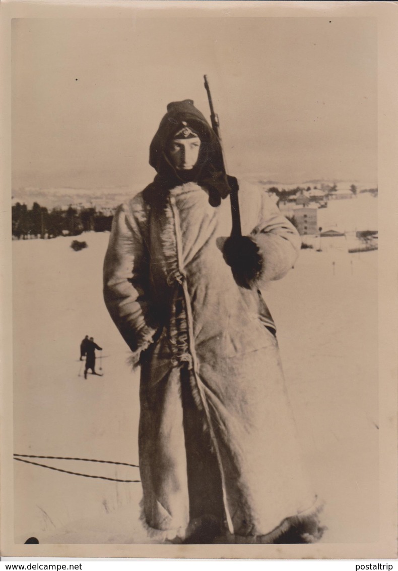 Auf Posten In Schnee Des Nordens Denmark   NORWEGEN NORWAY FOTO DE PRESSE WW2 WWII WORLD WAR 2 WELTKRIEG - Guerra, Militares