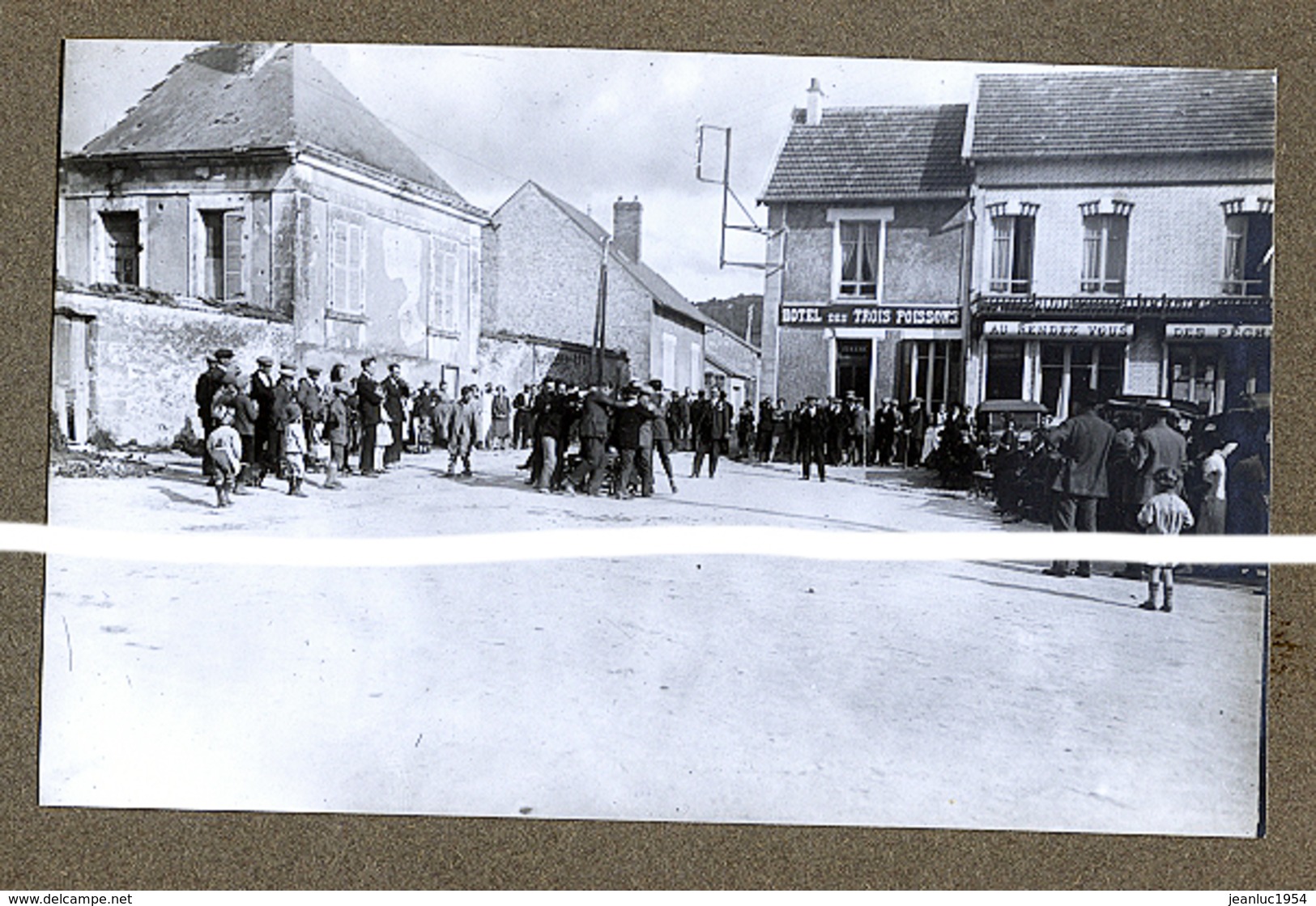 REIMS MAGNIFIQUE ALBUM AUBERGE DES TROIS POISSONS 20 PHOTOS ORIGINALES