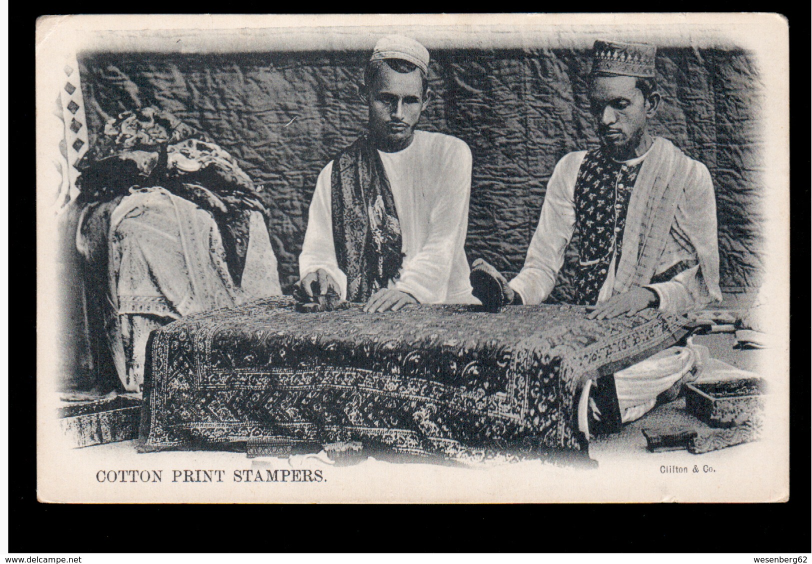 INDIA Cotton Print Stampers Ca 1910 OLD POSTCARD 2 Scans - India