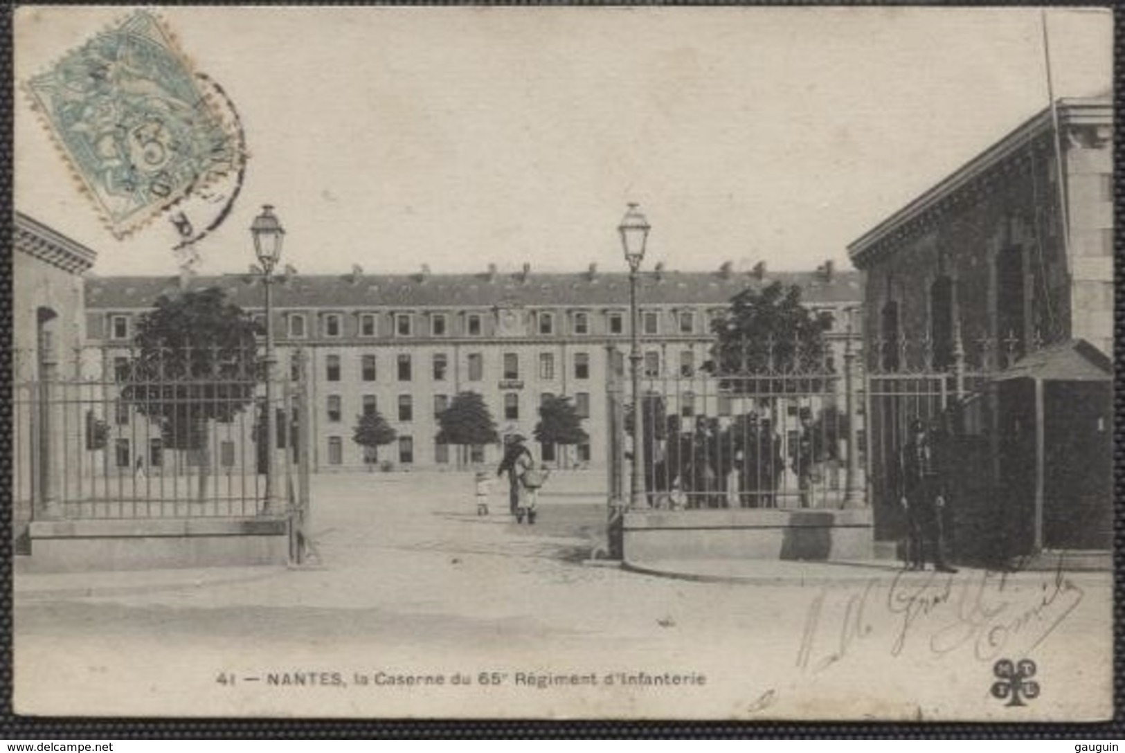 CPA - NANTES - La Caserne Du 65è Régiment D'infanterie - Edition M.T.I.L. - Nantes