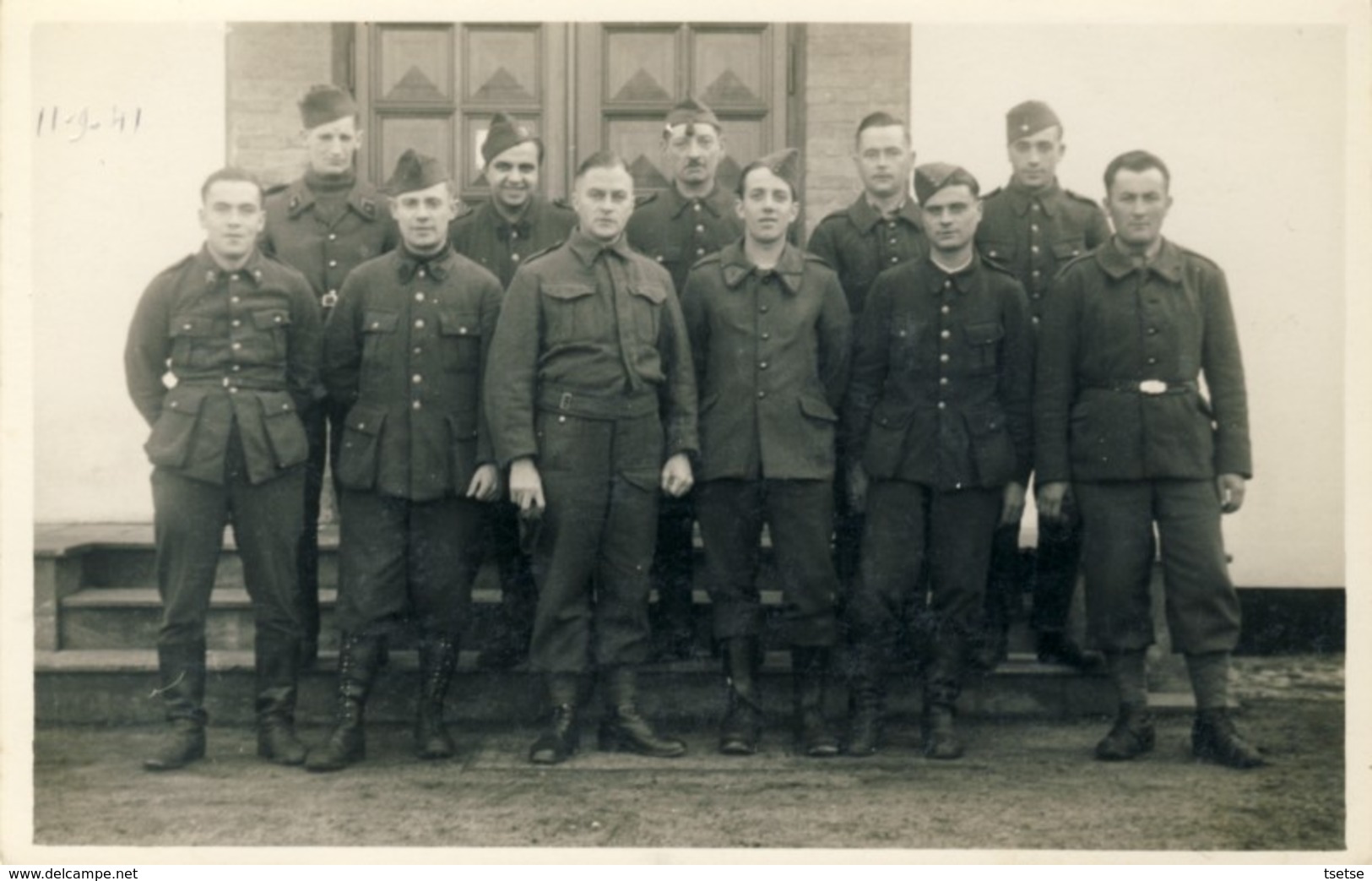 Stalag XC ( Nienburg / Weser ) - Carte Photo Avec Prisionniers Français Et Belges ( Voir Verso ) - Oorlog 1939-45