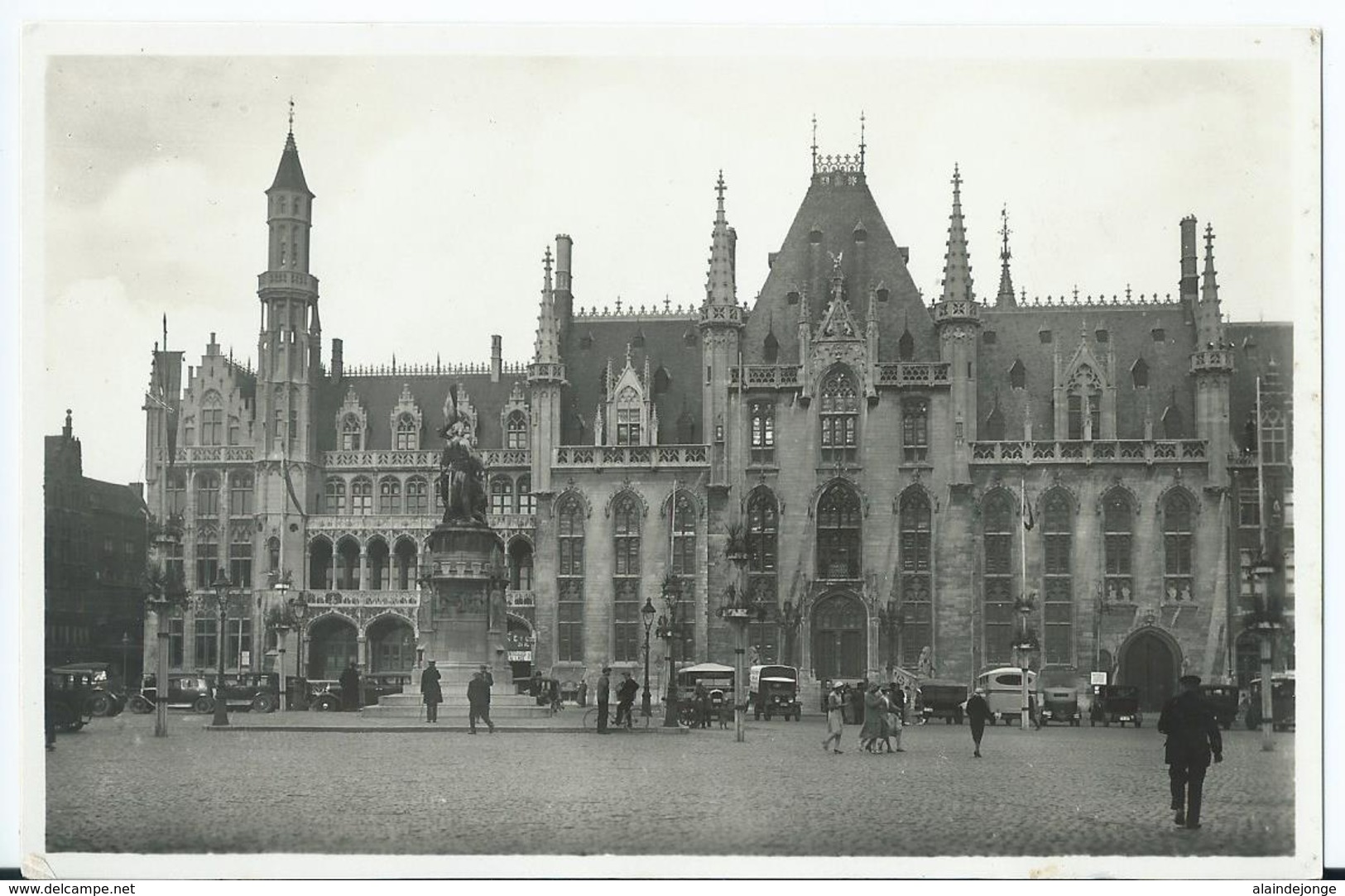 Brugge - Bruges - Grand Place - Market Place - Editeur R. Van Loo - Véritable Photo - Brugge