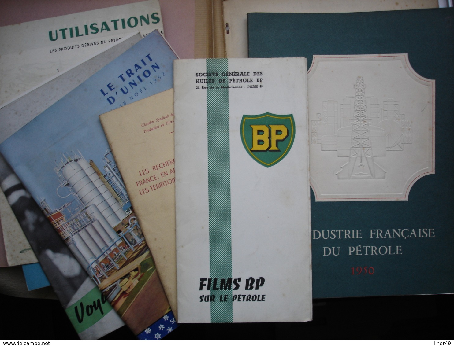 PETROLE BP  Gros Lot De Documents Sur Le Petrole De 1950 -1952 - Autres & Non Classés