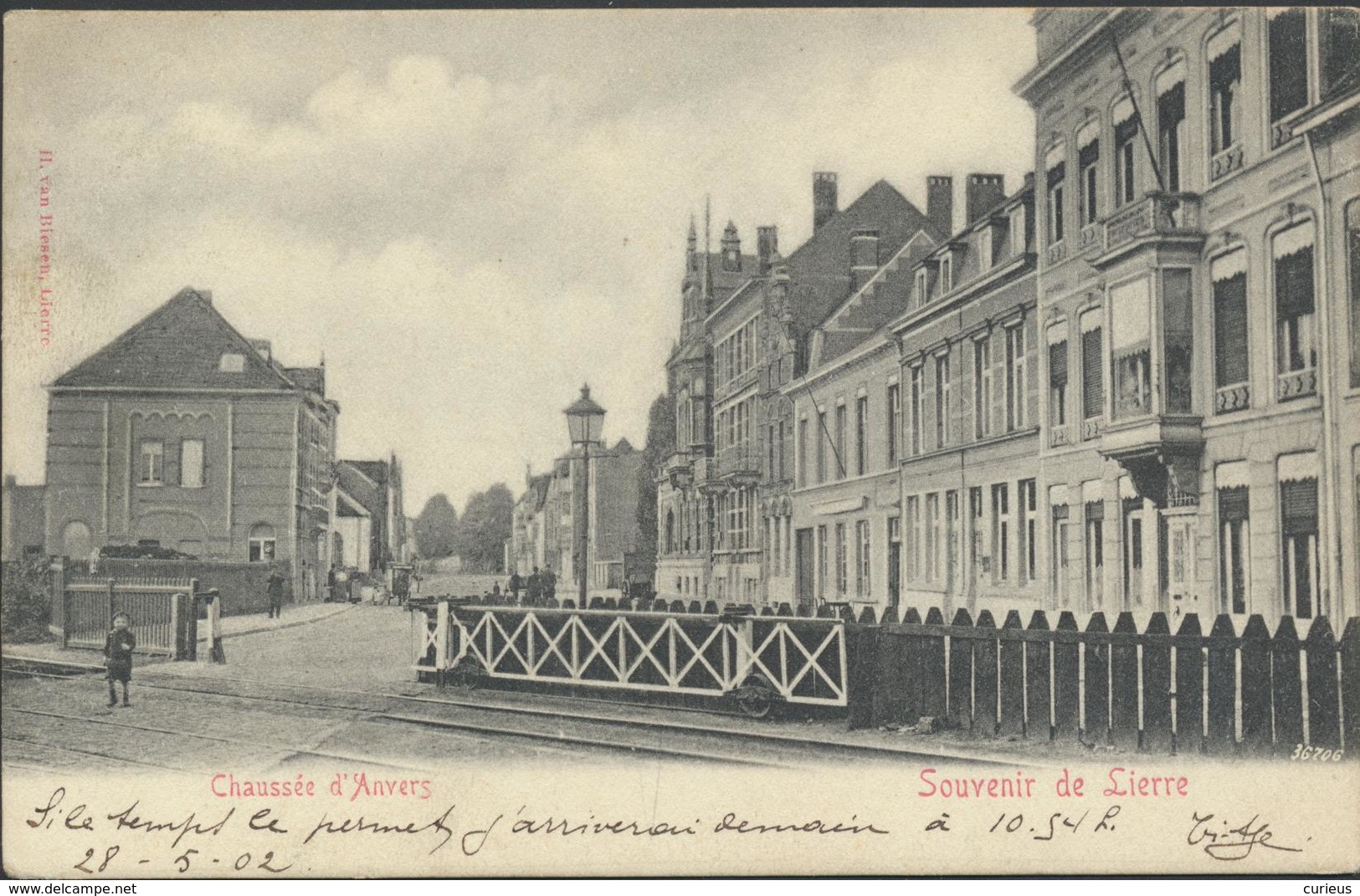 SOUVENIR DE LIERRE * CHAUSSEE D'ANVERS * ANTWERPSESTWG. LIER * SPOORWEGOVERGANG * 1902 - Lier