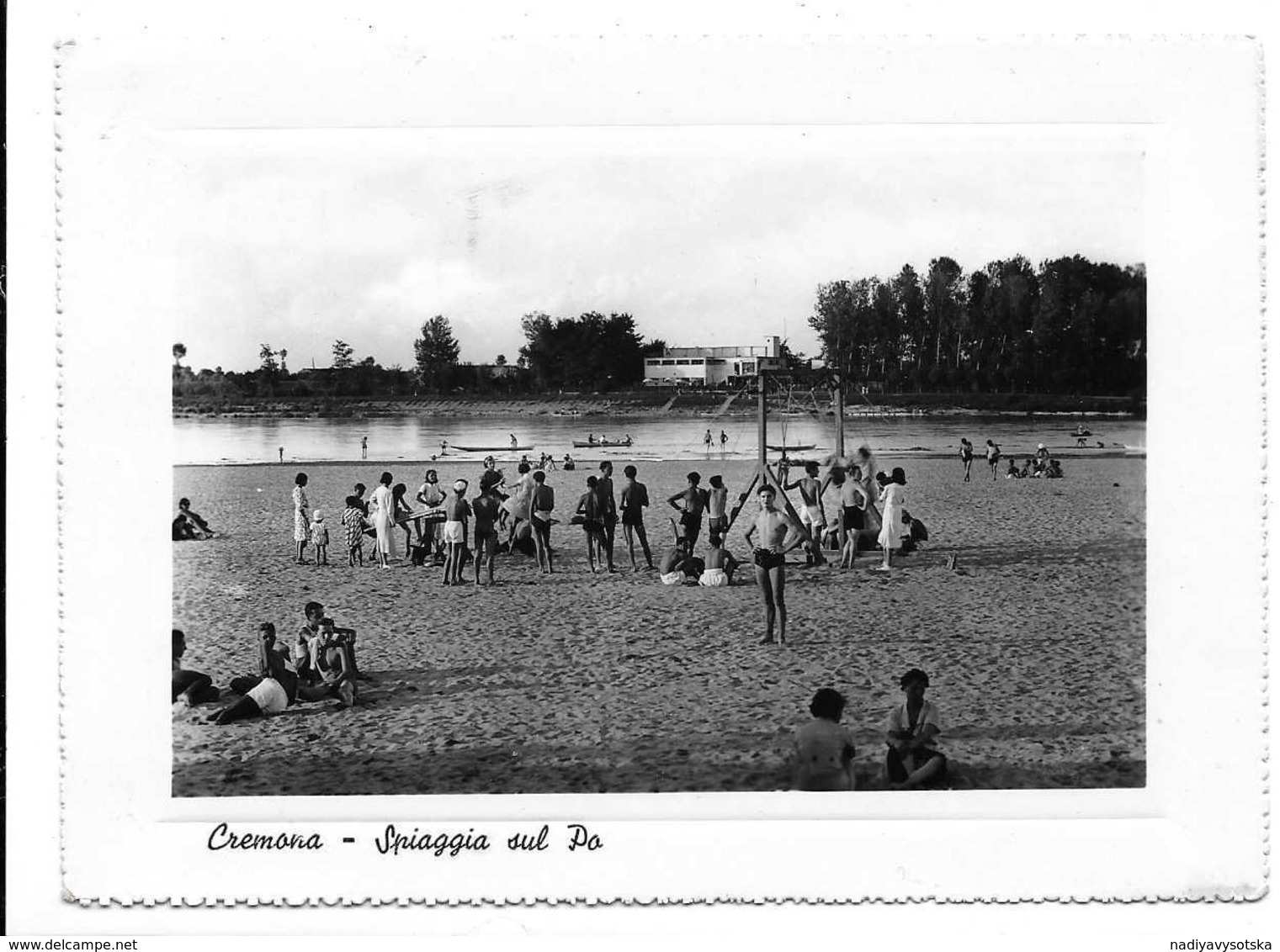 Cremona. Spiaggia Sul Po. - Cremona