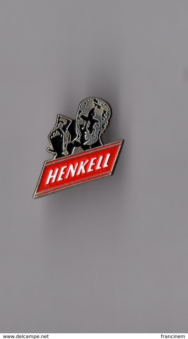 Pin's Champagne Henkell (argenté) Hauteur: 1,7 Cm - Beverages