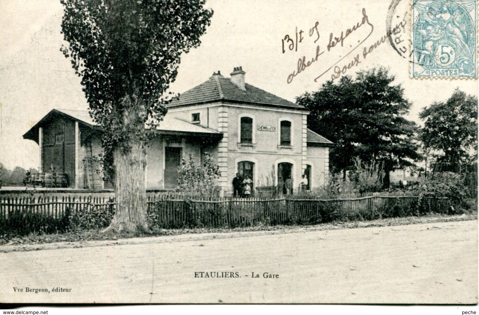 N°65660 -cpa Etauliers -la Gare- - Autres & Non Classés